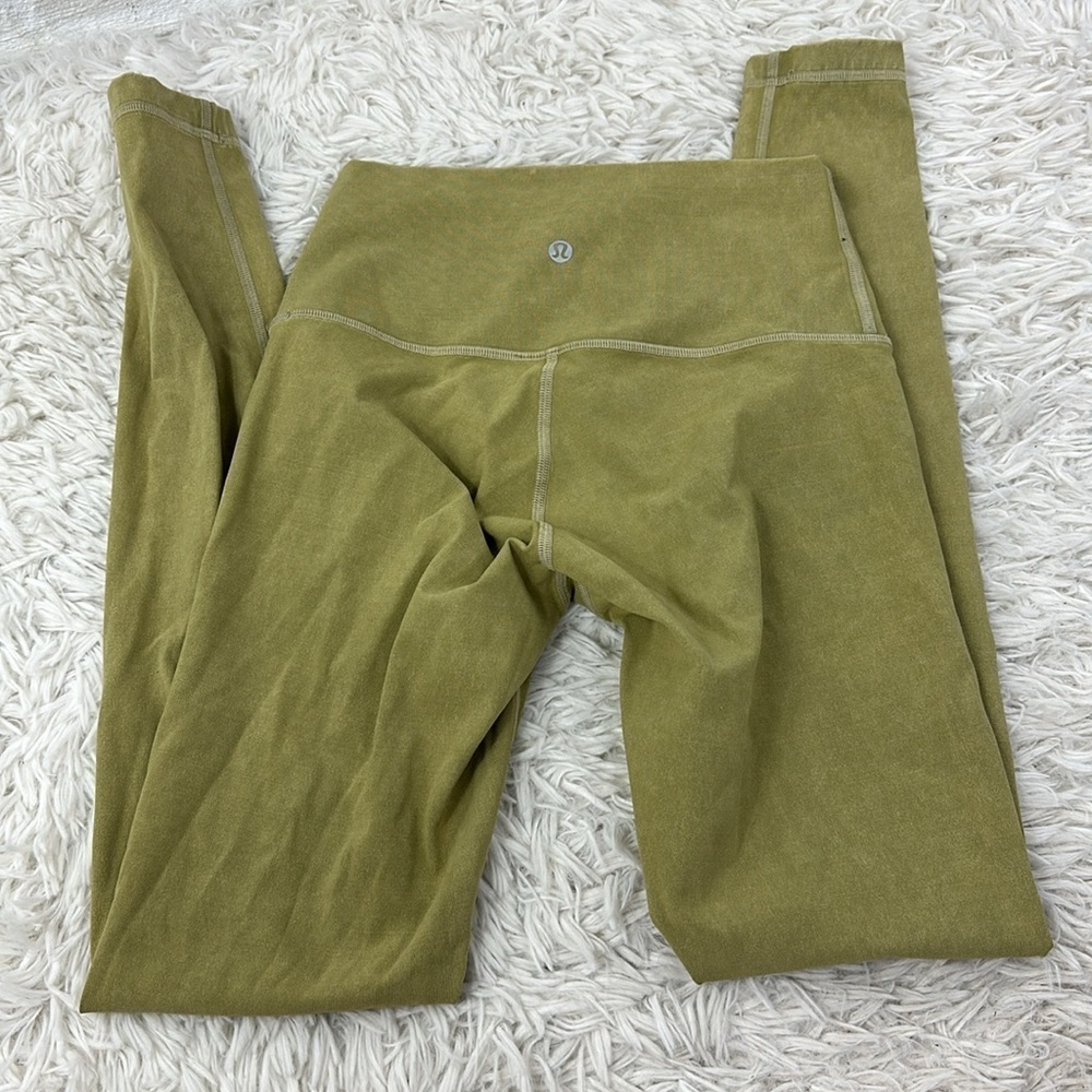 Lululemon Wunder Under High-Rise Tight *Snow Washed 28" Washed Grape Leaf - Picture 3 of 4